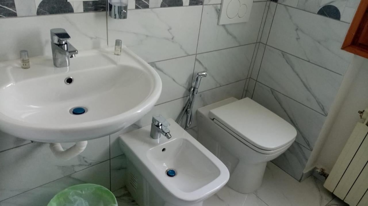ליצאנו אין בלוודרה Hotel Ristorante Nappini מראה חיצוני תמונה